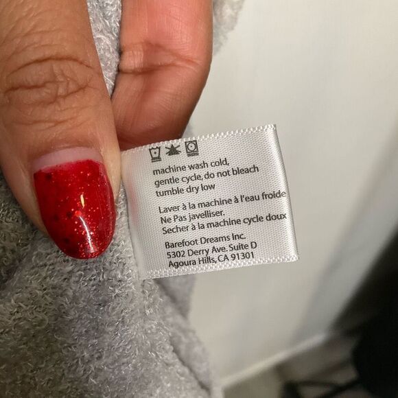 Barefoot Dreams CozyChic Calypso Wrap - Picture 6 of 7